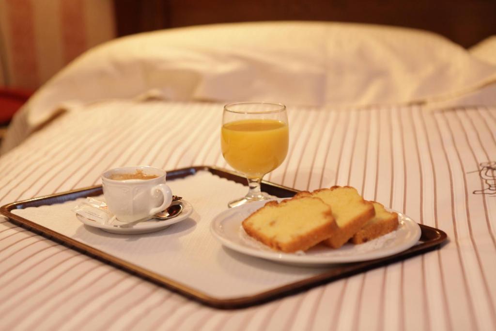 Petit Hotel 3*