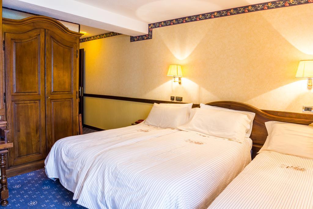 Petit Hotel 3*